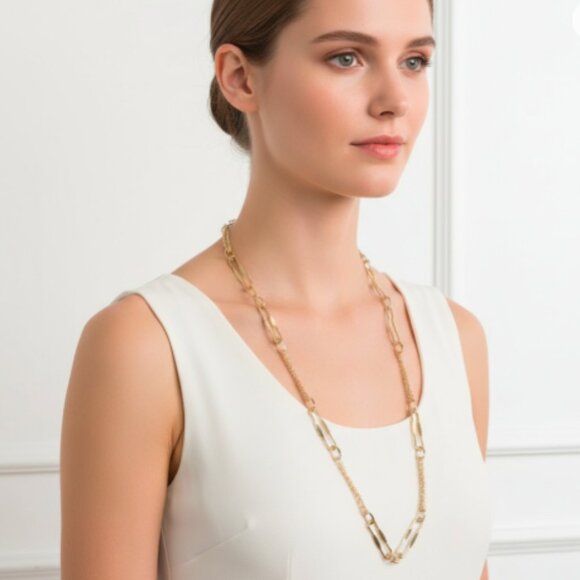 Cache Women's Classic Style Gold Hammered shiny Oval Link Long Necklace NWT49 - Picture 1 of 13